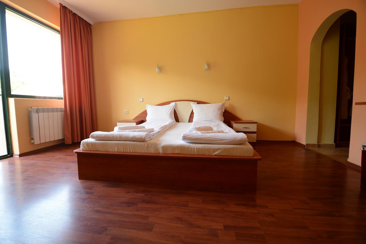 Park Hotel Ribaritsa Εξωτερικό φωτογραφία